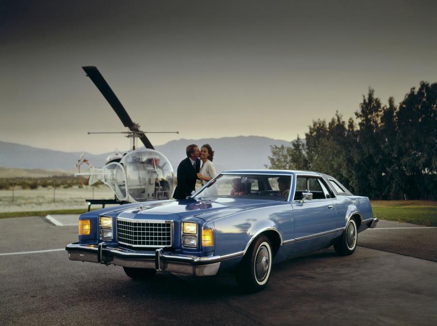  Ford LTD II Coupe 1977 года  (фото 16 из 17)